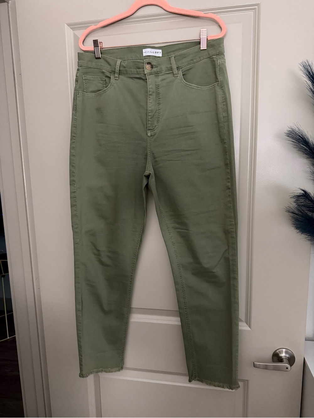 ANN TAYLOR LOFT Olive Utility-Style Skinny Pants NWOT - Picture 2 of 5